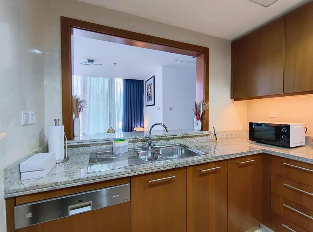 Trinity Holiday Homes - Standpoint Tower Downtown Dubai Exterior foto